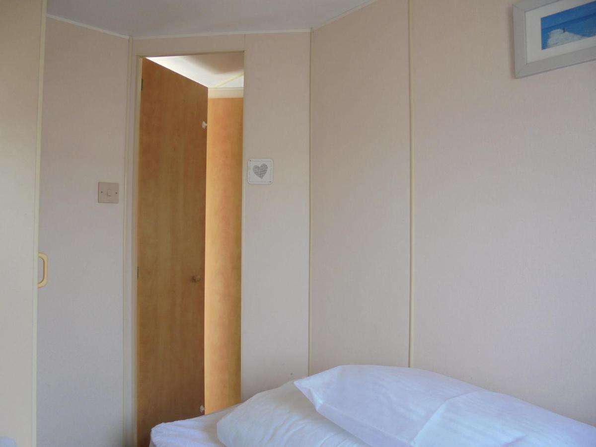 Golden Sands: Mirage Iiii:- 6 Berth, Access To The Beach Инголдмелс Екстериор снимка