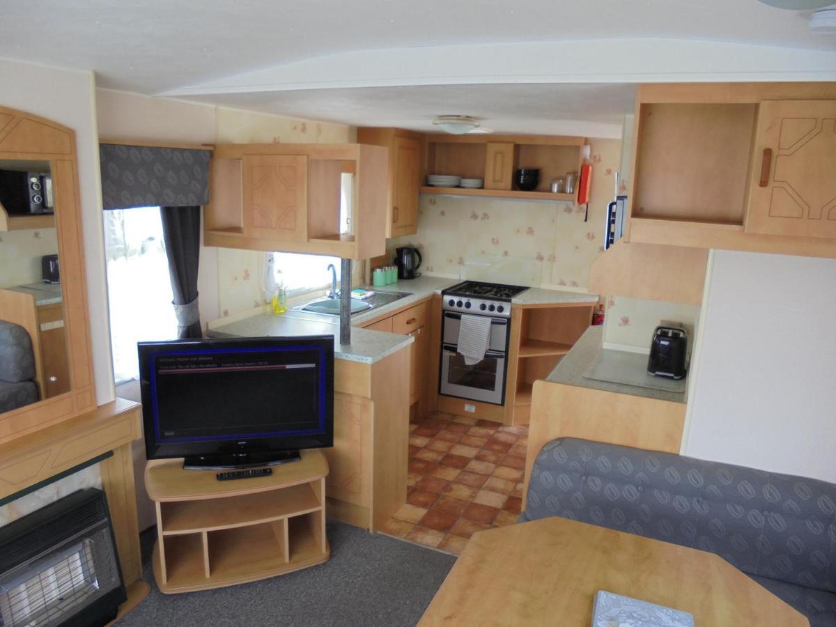 Golden Sands: Mirage Iiii:- 6 Berth, Access To The Beach Инголдмелс Екстериор снимка