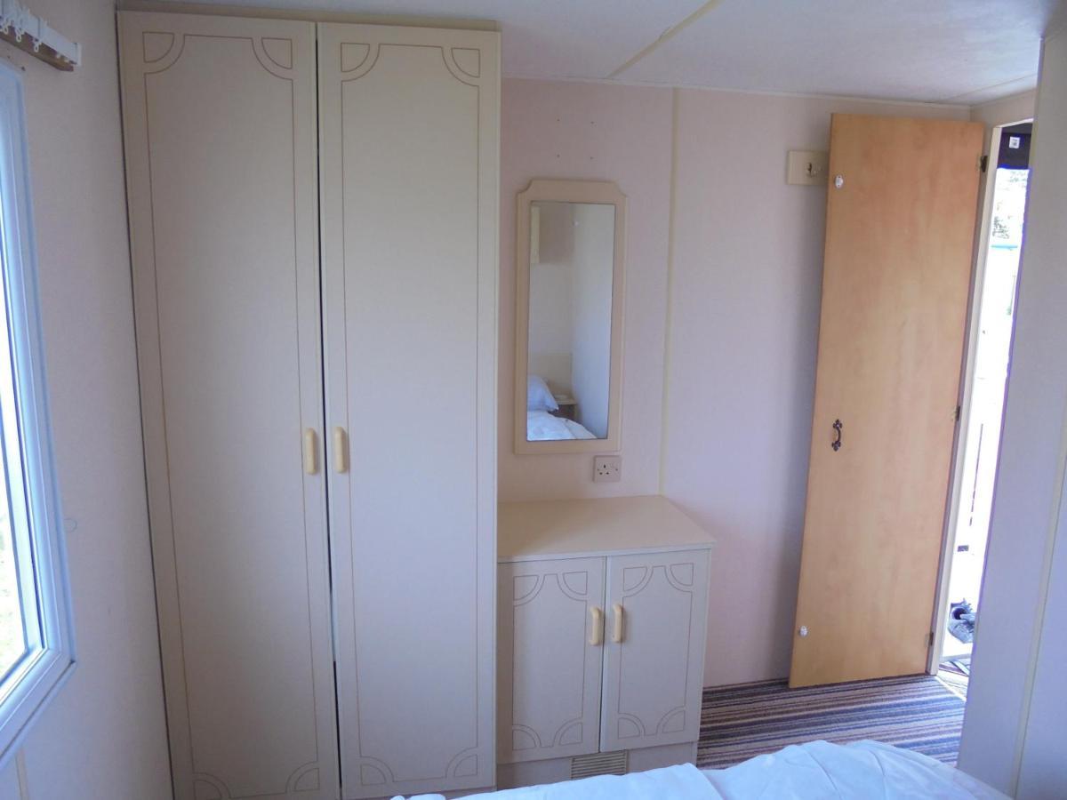 Golden Sands: Mirage Iiii:- 6 Berth, Access To The Beach Инголдмелс Екстериор снимка