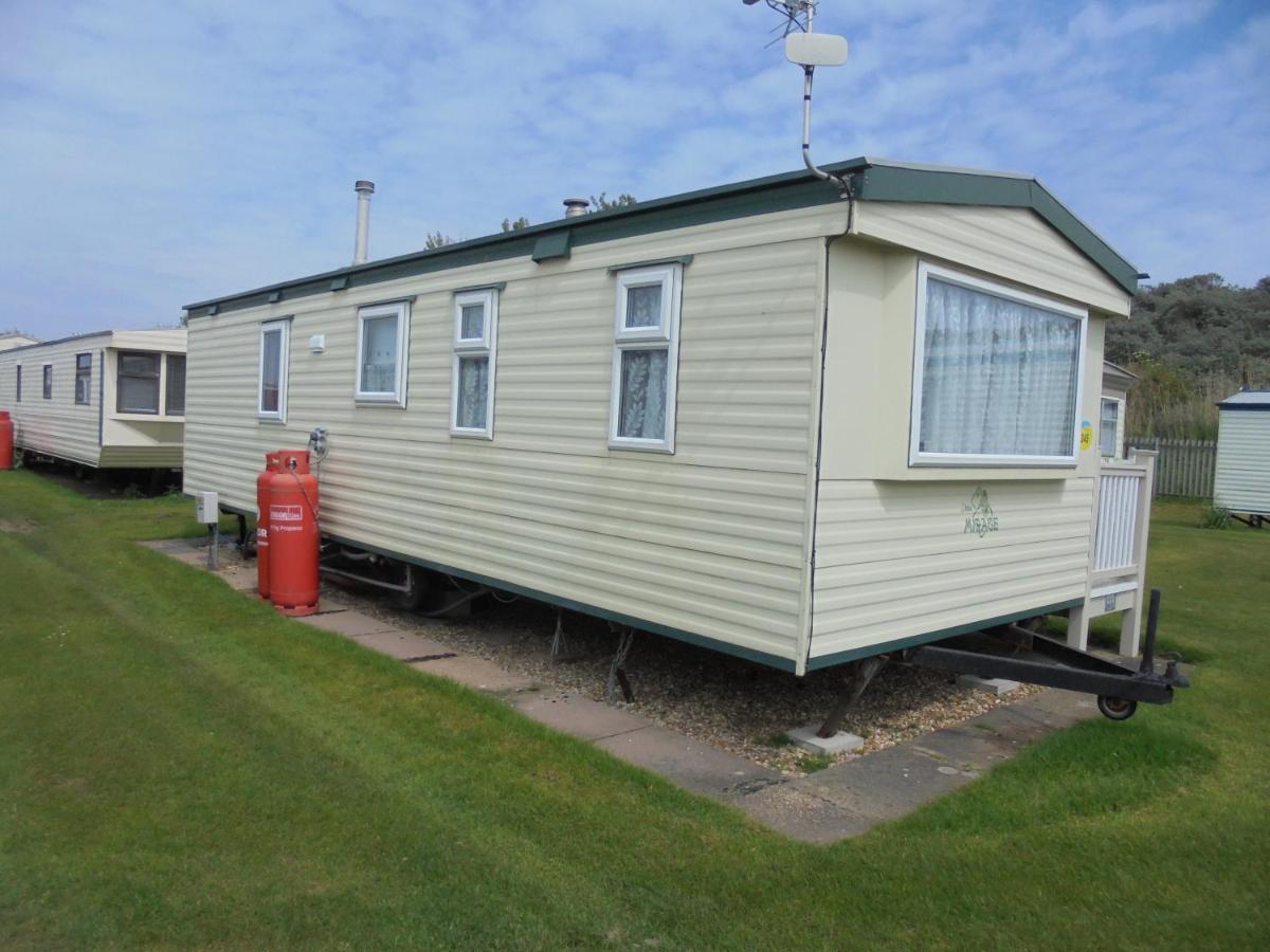 Golden Sands: Mirage Iiii:- 6 Berth, Access To The Beach Инголдмелс Екстериор снимка