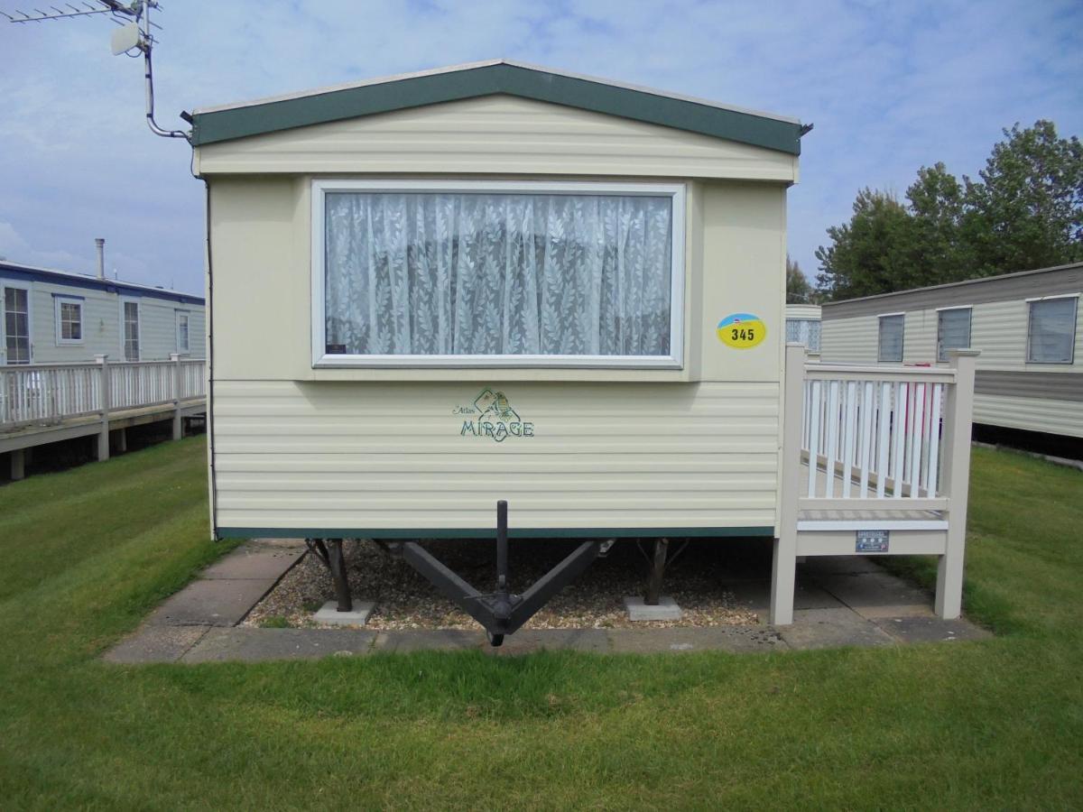 Golden Sands: Mirage Iiii:- 6 Berth, Access To The Beach Инголдмелс Екстериор снимка