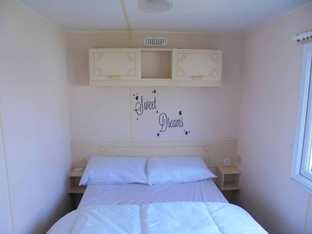 Golden Sands: Mirage Iiii:- 6 Berth, Access To The Beach Инголдмелс Екстериор снимка